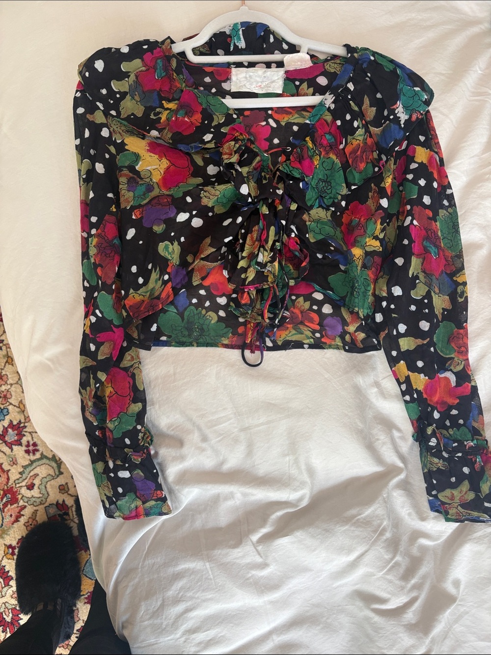Vintage Multicolor Floral and Polka Dot Cropped Blouse | Size Small